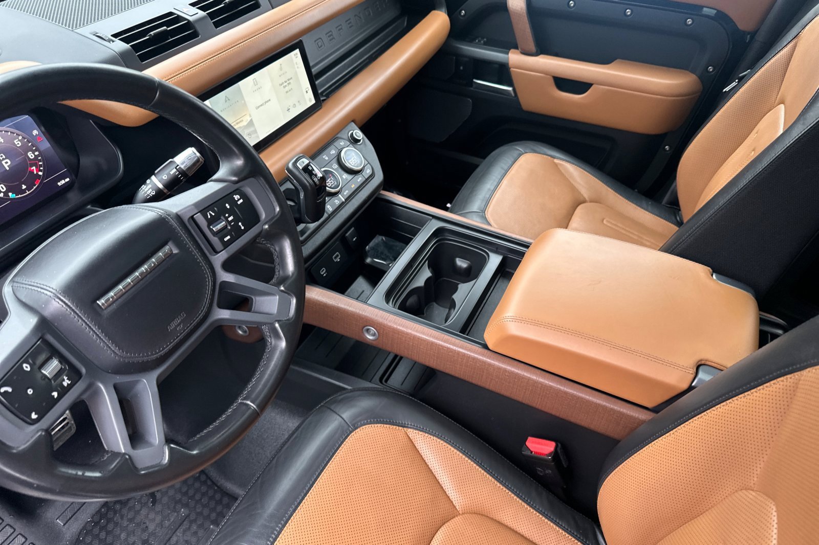 Used 2020 Land Rover Defender 110 X image 10