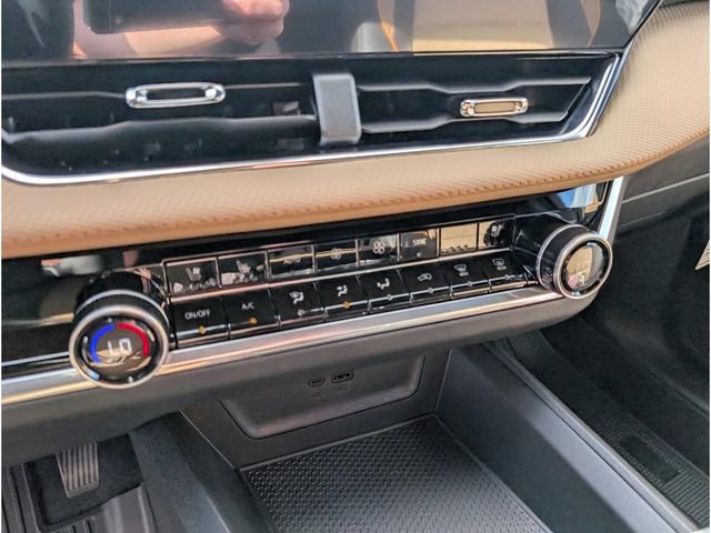 New 2026 Chevrolet Equinox ACTIV w/ Convenience Package III image 22