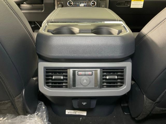 New 2026 Ford F250 Lariat w/ Black Appearance Package image 18