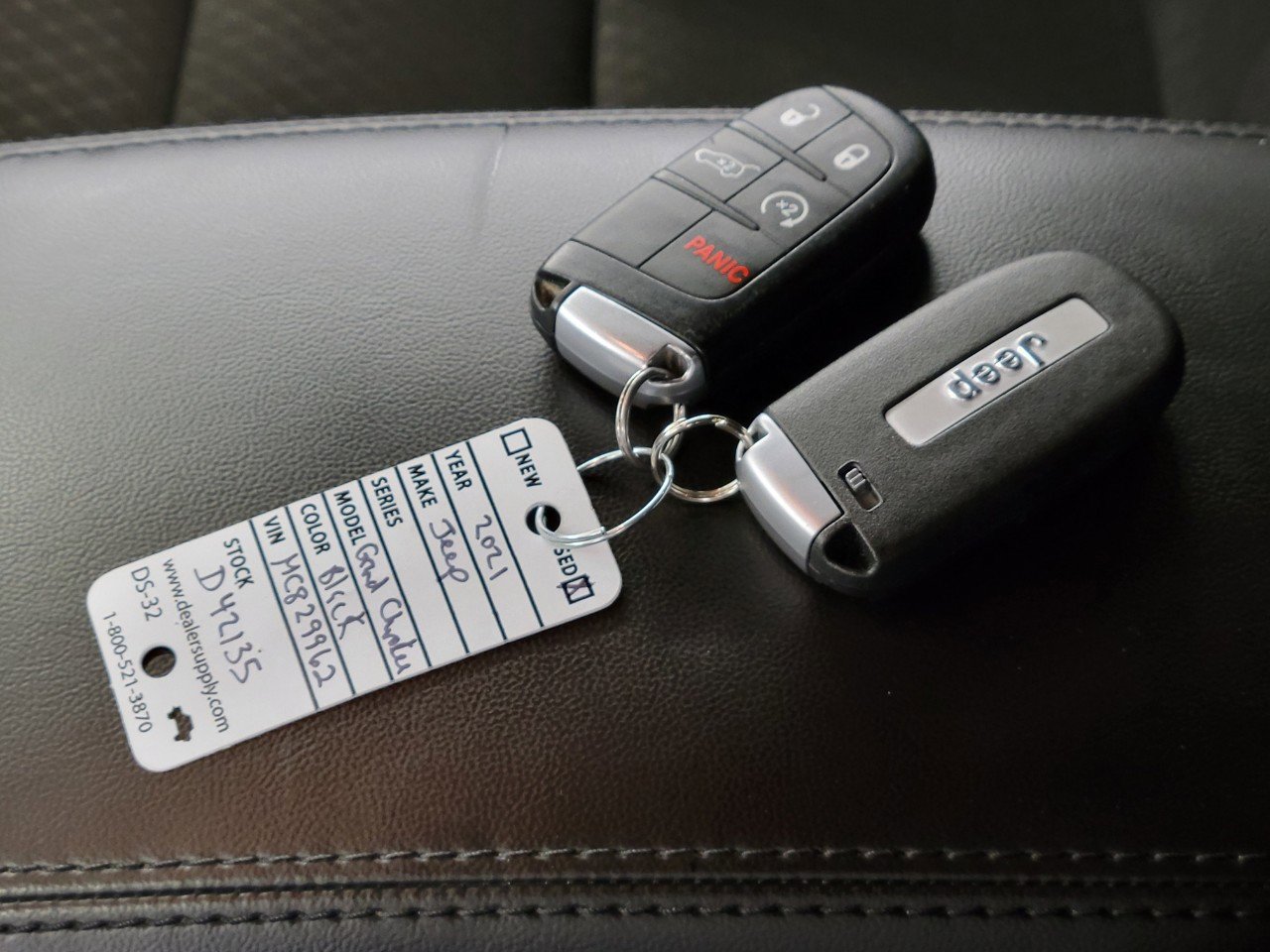 Used 2021 Jeep Grand Cherokee Laredo w/ Security & Convenience Group image 26