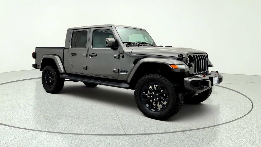 Used 2021 Jeep Gladiator Overland AWD/4WD image 3