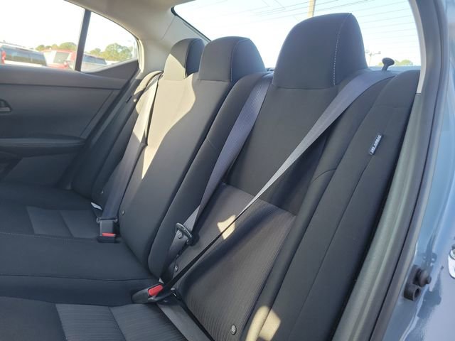 Used 2025 Nissan Sentra SV image 9