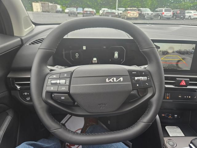 New 2026 Kia Sportage SX FWD image 17