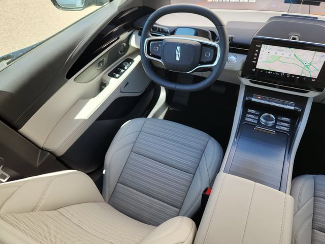 New 2026 Lincoln Nautilus Reserve w/ Jet Appearance Package AWD/4WD image 10