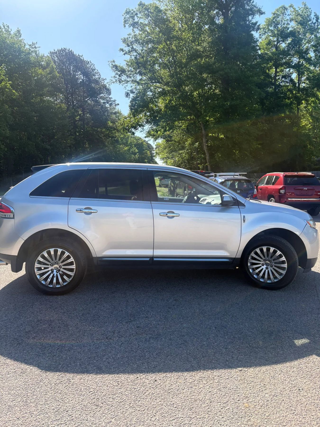 Used 2013 Lincoln MKX AWD image 7