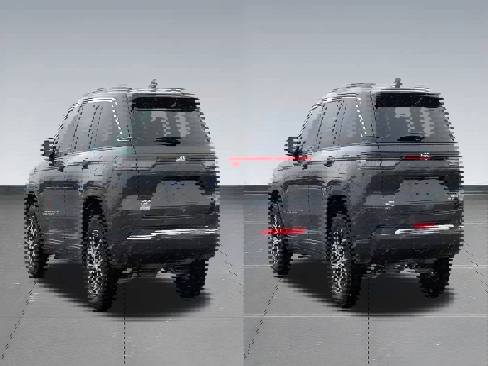 Used 2025 Jeep Grand Cherokee Limited image 4