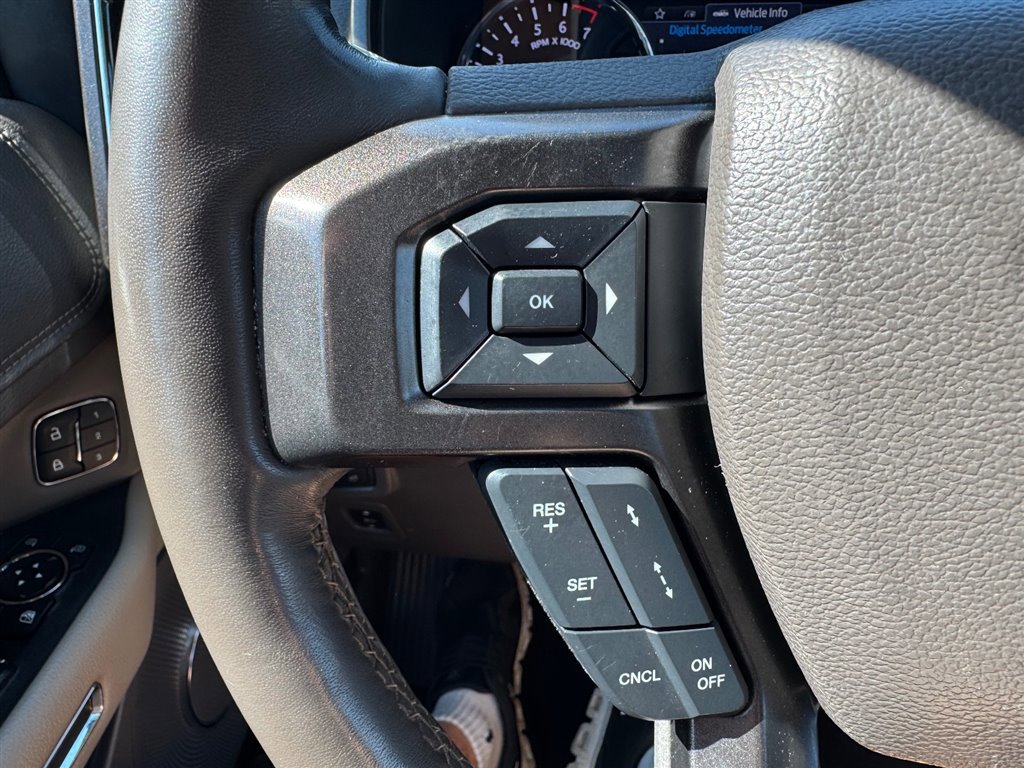 Used 2021 Ford Expedition Limited image 13