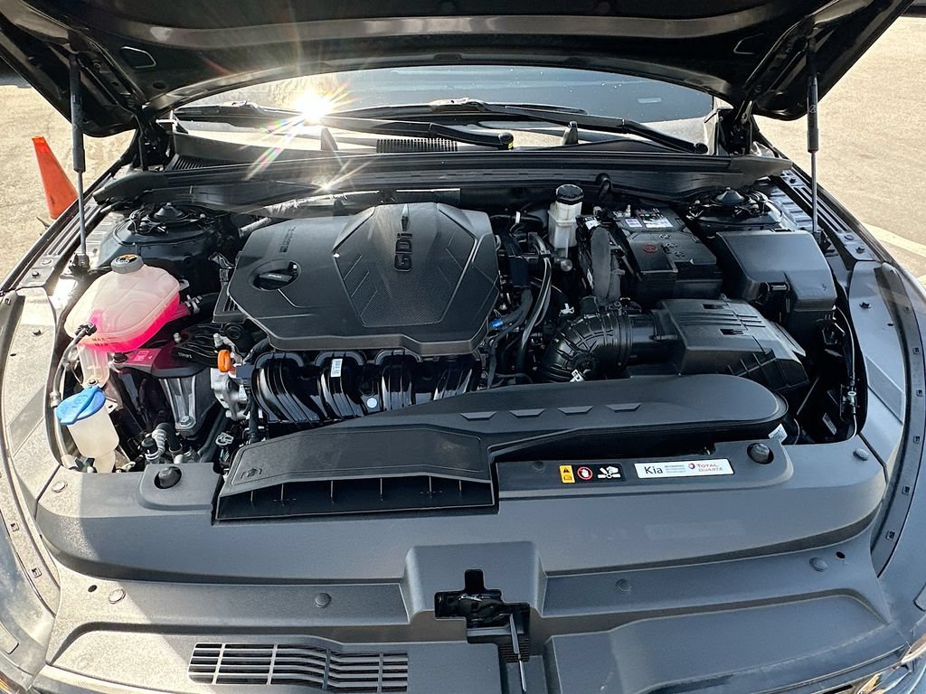 Certified 2025 Kia K5 LXS FWD image 27