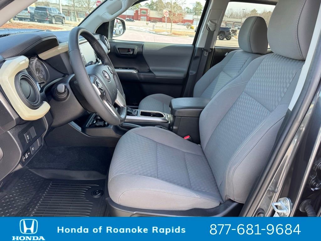 Used 2023 Toyota Tacoma SR5 image 9