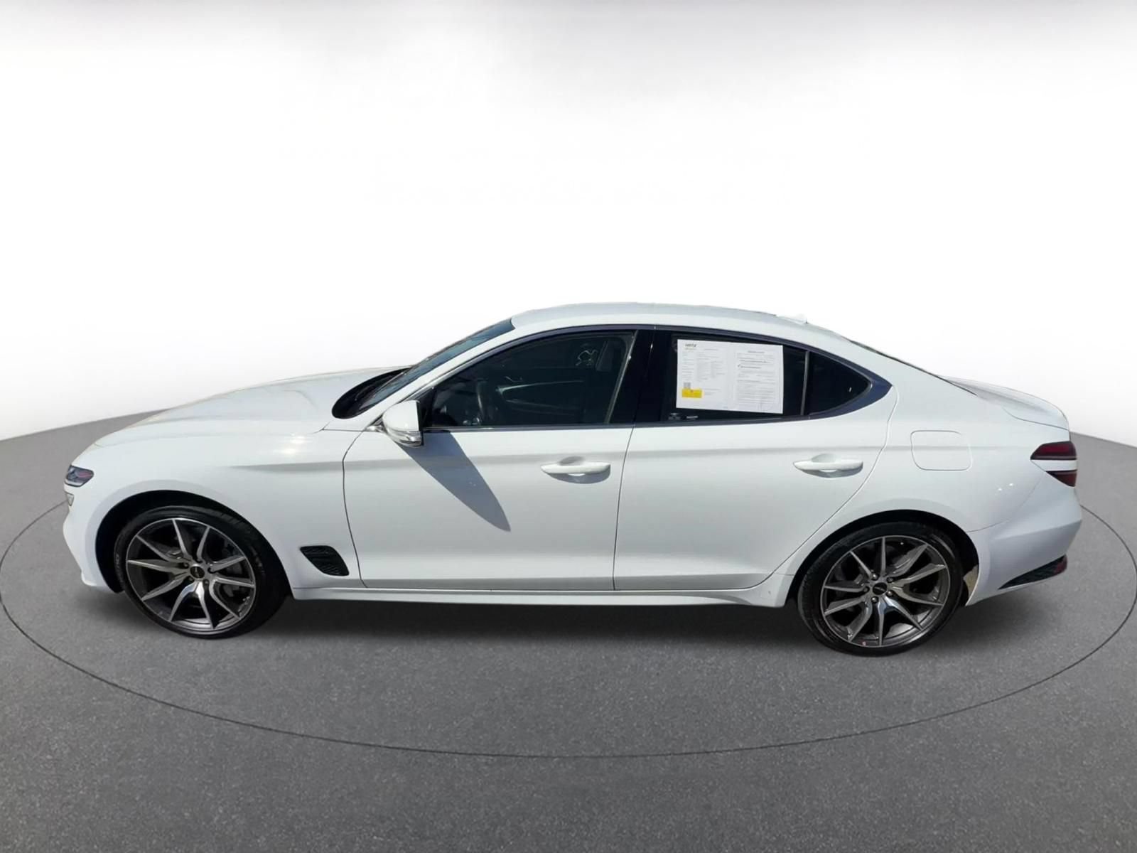 Used 2026 Genesis G70 2.5T RWD image 9