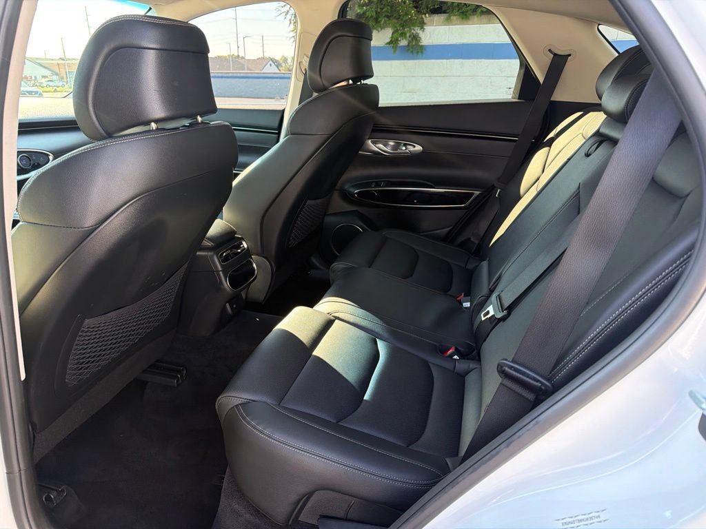 Used 2022 Genesis GV70 2.5T AWD/4WD image 18