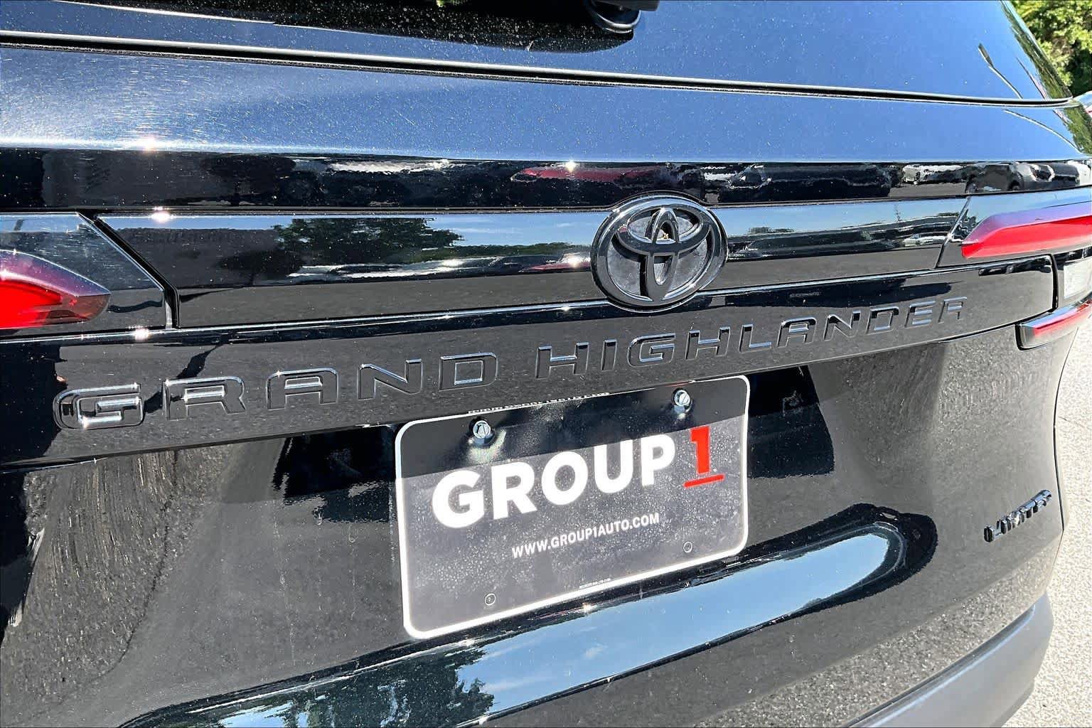 Used 2026 Toyota Grand Highlander AWD Hybrid image 31