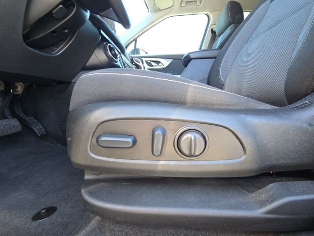 Used 2024 Chevrolet Blazer LT image 20