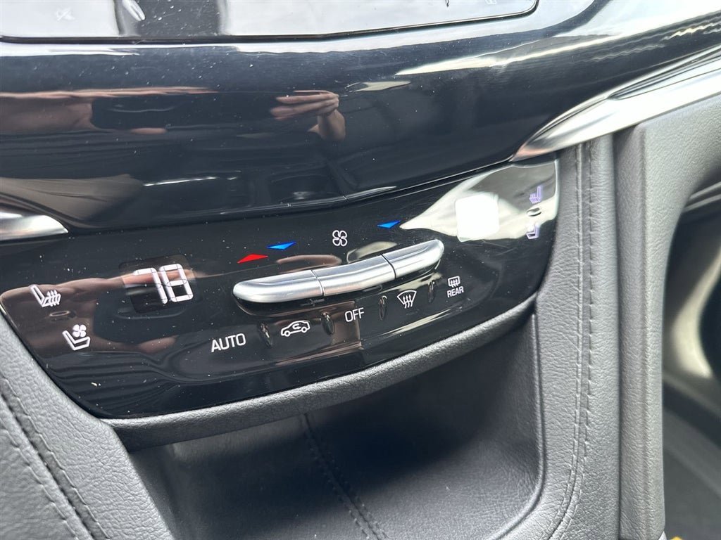 Used 2024 Cadillac XT6 Sport w/ LPO, Onyx Lite Package AWD/4WD image 18