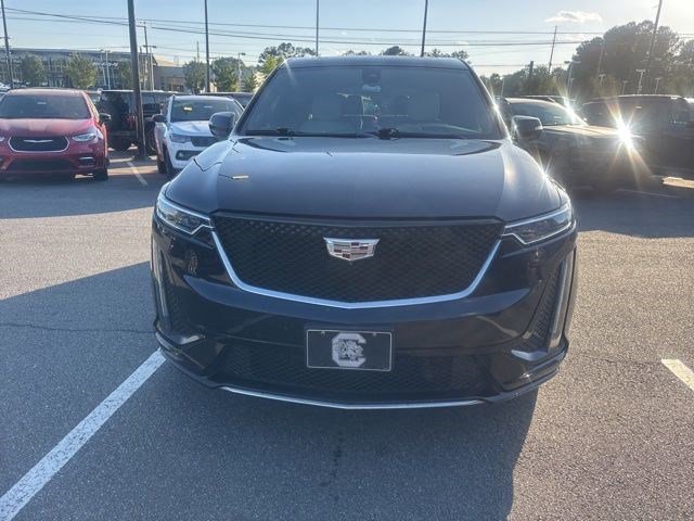 Used 2021 Cadillac XT6 Sport AWD/4WD image 3