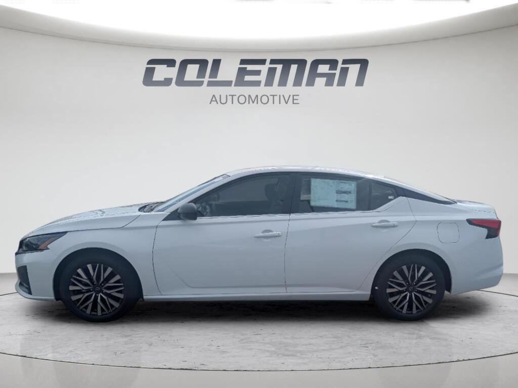 New 2026 Nissan Altima 2.5 SV FWD image 5
