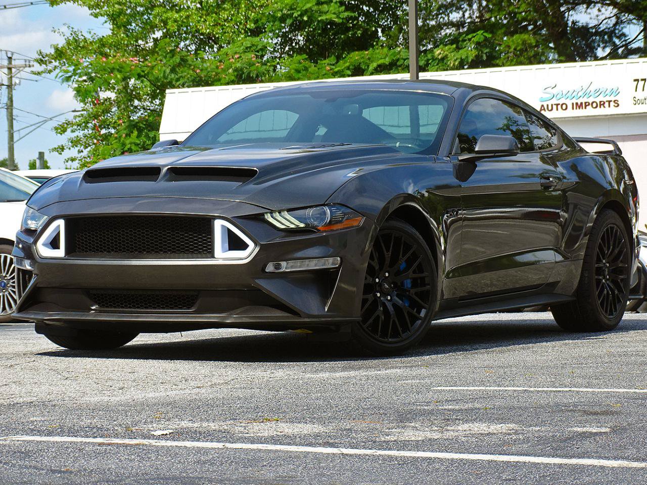 Used 2019 Ford Mustang GT Premium w/ GT Performance Package RWD image 5