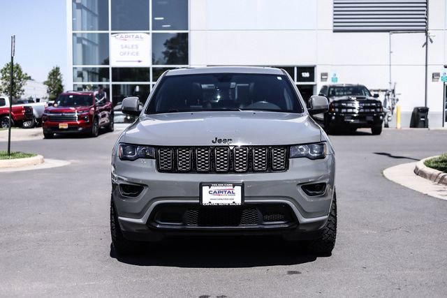 Used 2019 Jeep Grand Cherokee Altitude AWD/4WD image 7
