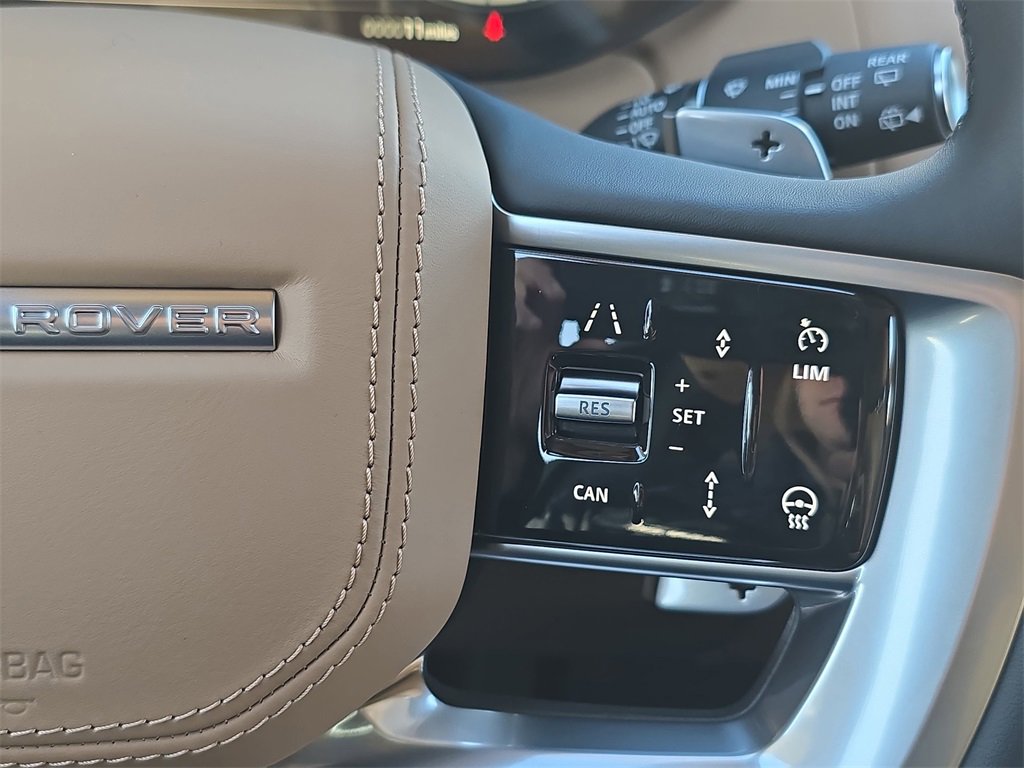 New 2026 Land Rover Range Rover SE image 19