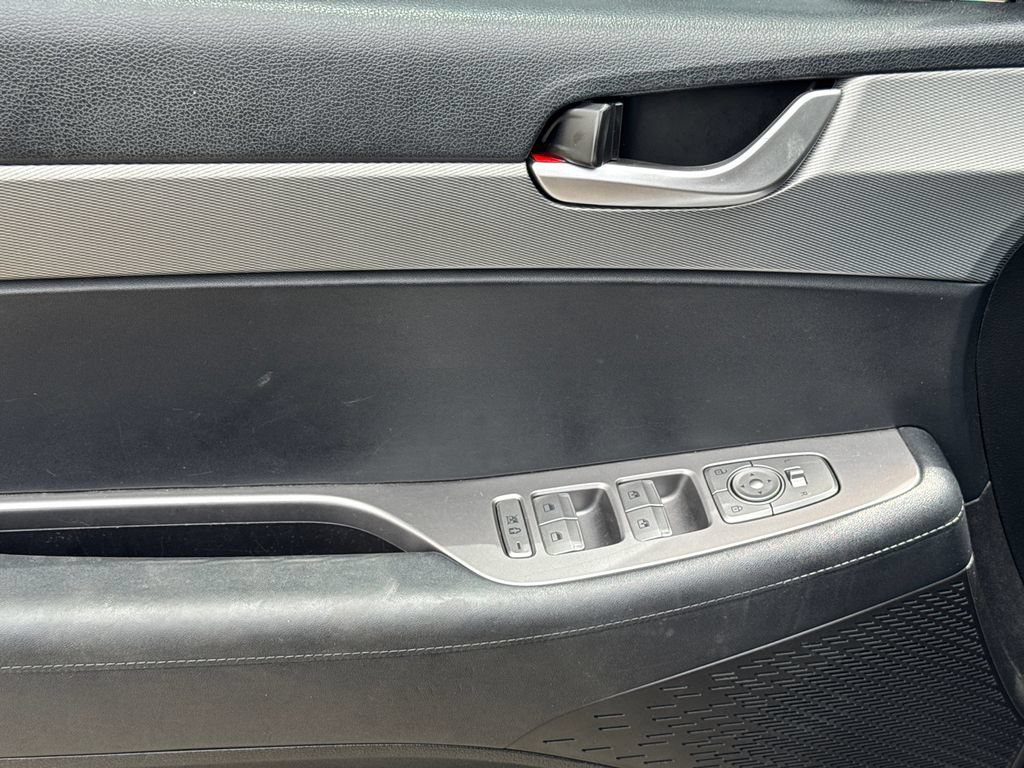 Used 2022 Hyundai Palisade SEL FWD image 12