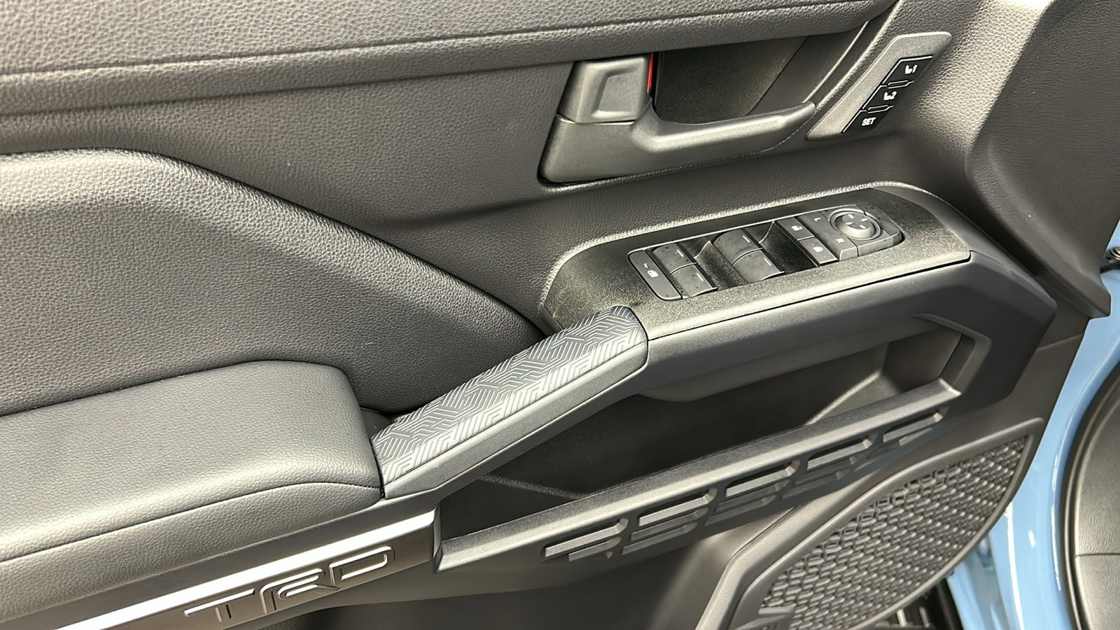 Used 2025 Toyota 4Runner TRD Off-Road Premium w/ Tow Technology Package image 33