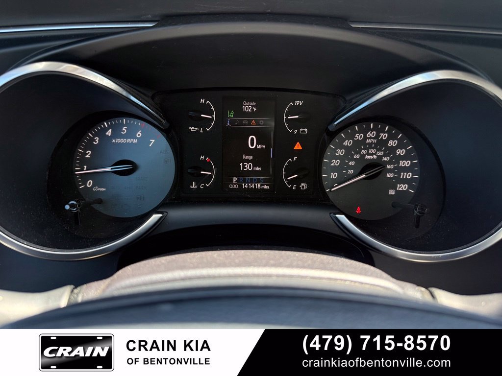 Used 2018 Toyota Sequoia SR5 AWD/4WD image 14