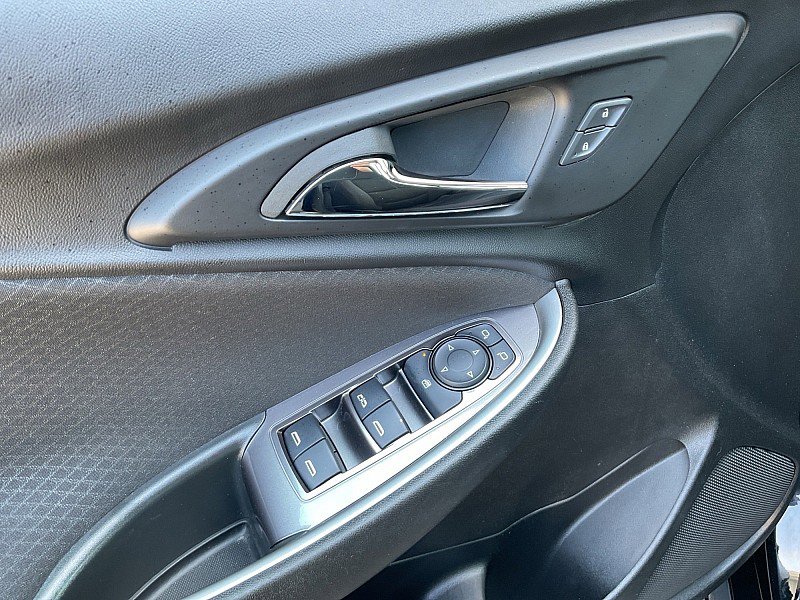 Used 2024 Chevrolet Malibu LT w/ Midnight Edition FWD image 20