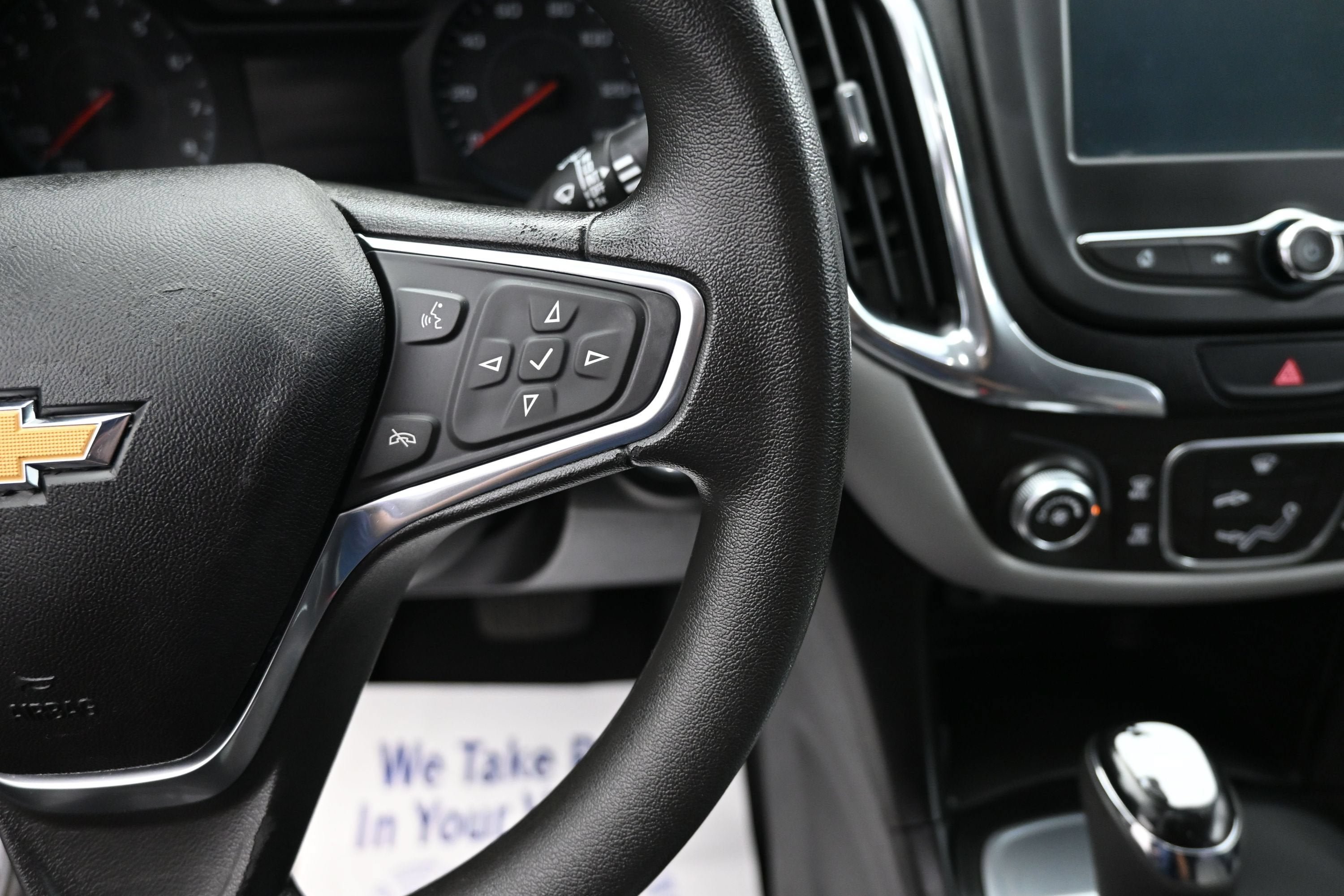Used 2018 Chevrolet Equinox LS FWD image 14