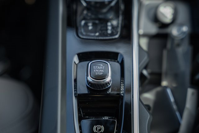 New 2026 Volvo XC60 B5 Plus w/ Protection Package Premier image 22