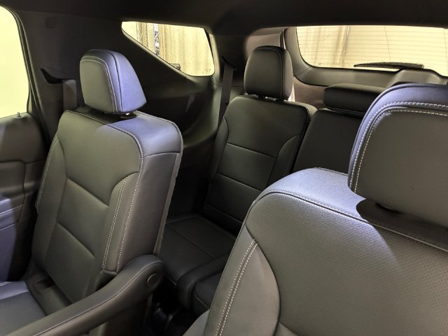 Certified 2026 Chevrolet Traverse LT AWD/4WD image 18