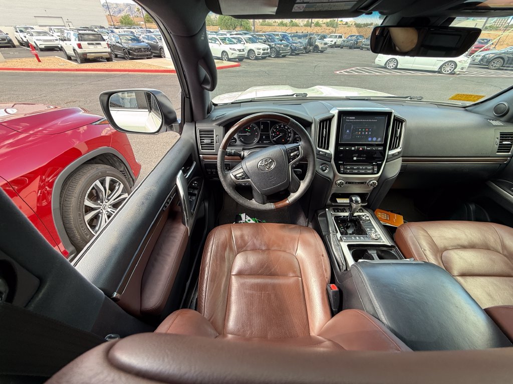 Used 2016 Toyota Land Cruiser AWD/4WD image 7