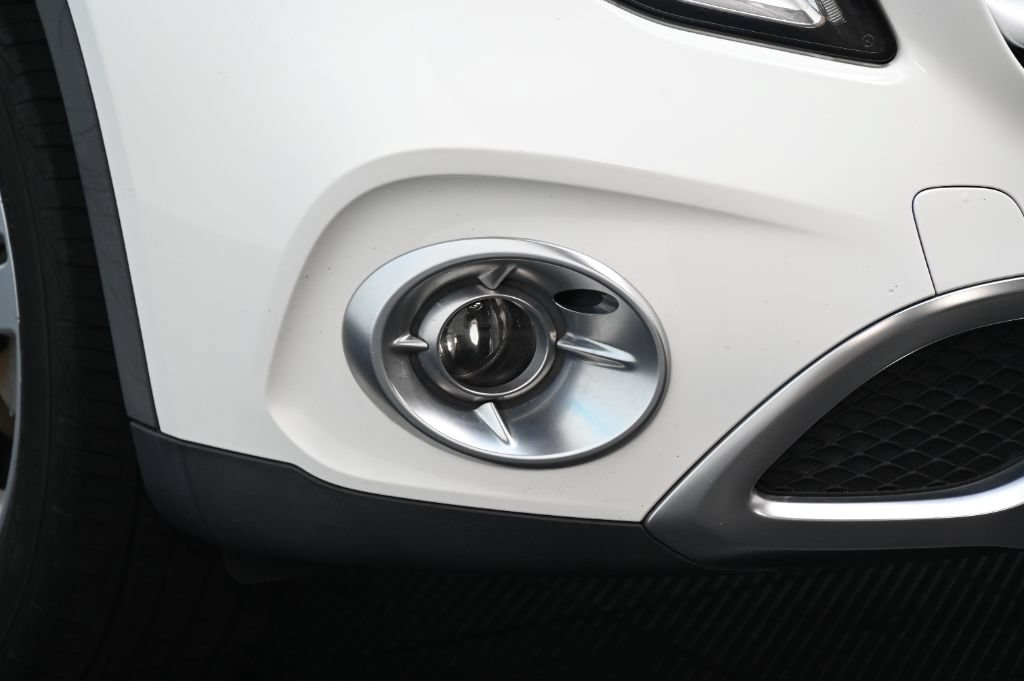 Used 2019 Mercedes-Benz GLA 250 4MATIC image 10
