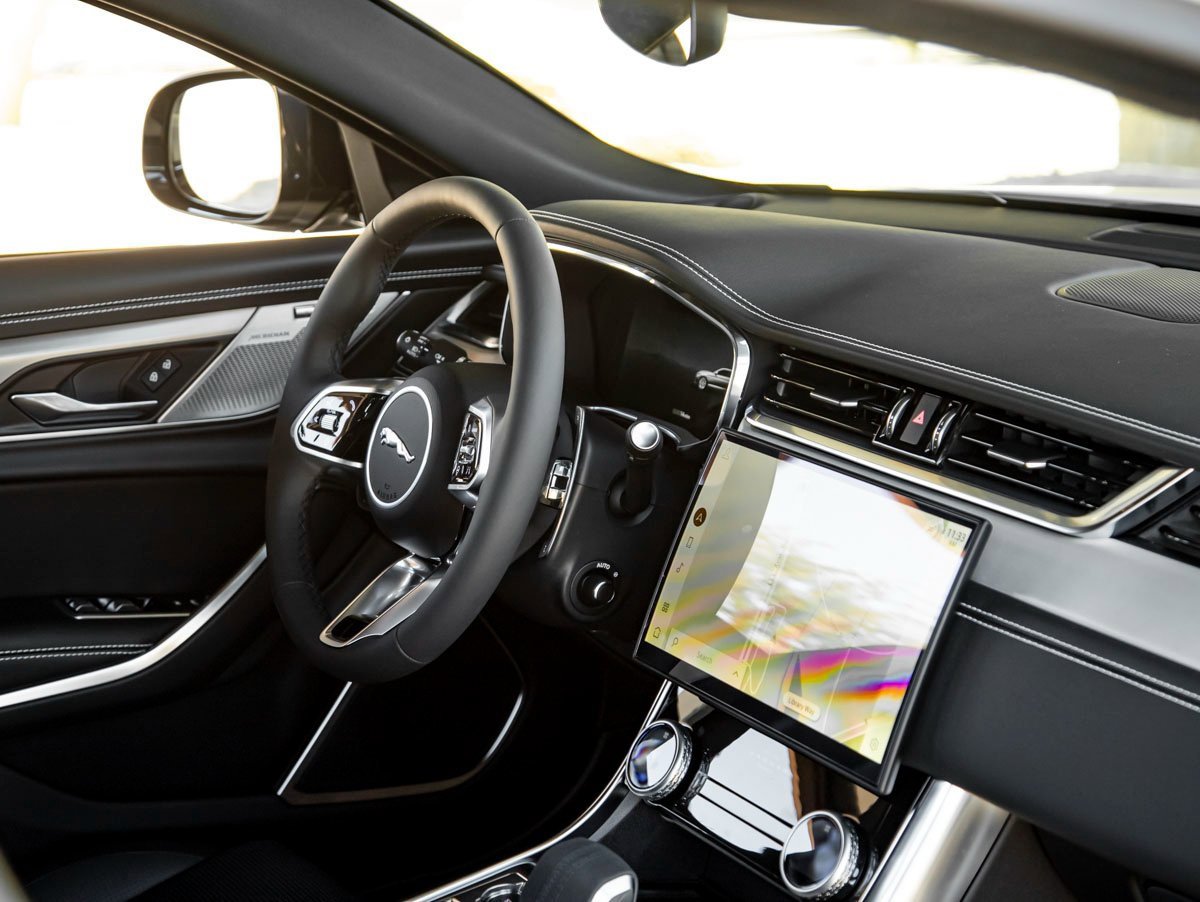 New 2024 Jaguar XF R-Dynamic SE image 29