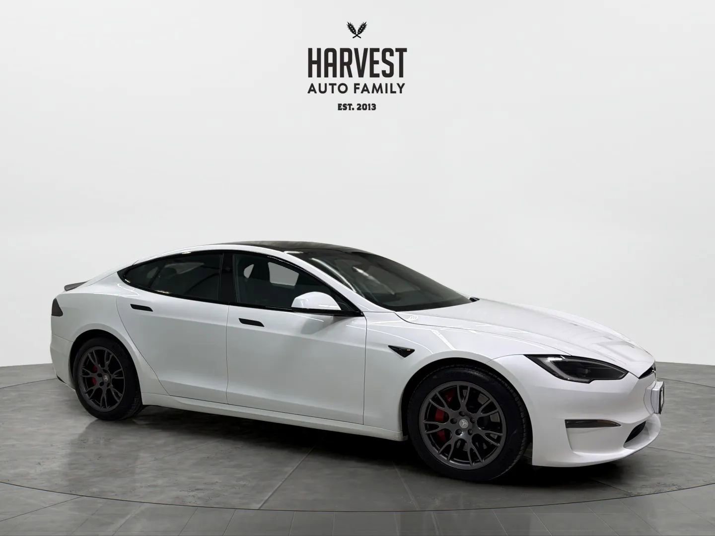 Used 2025 Tesla Model S Plaid image 9