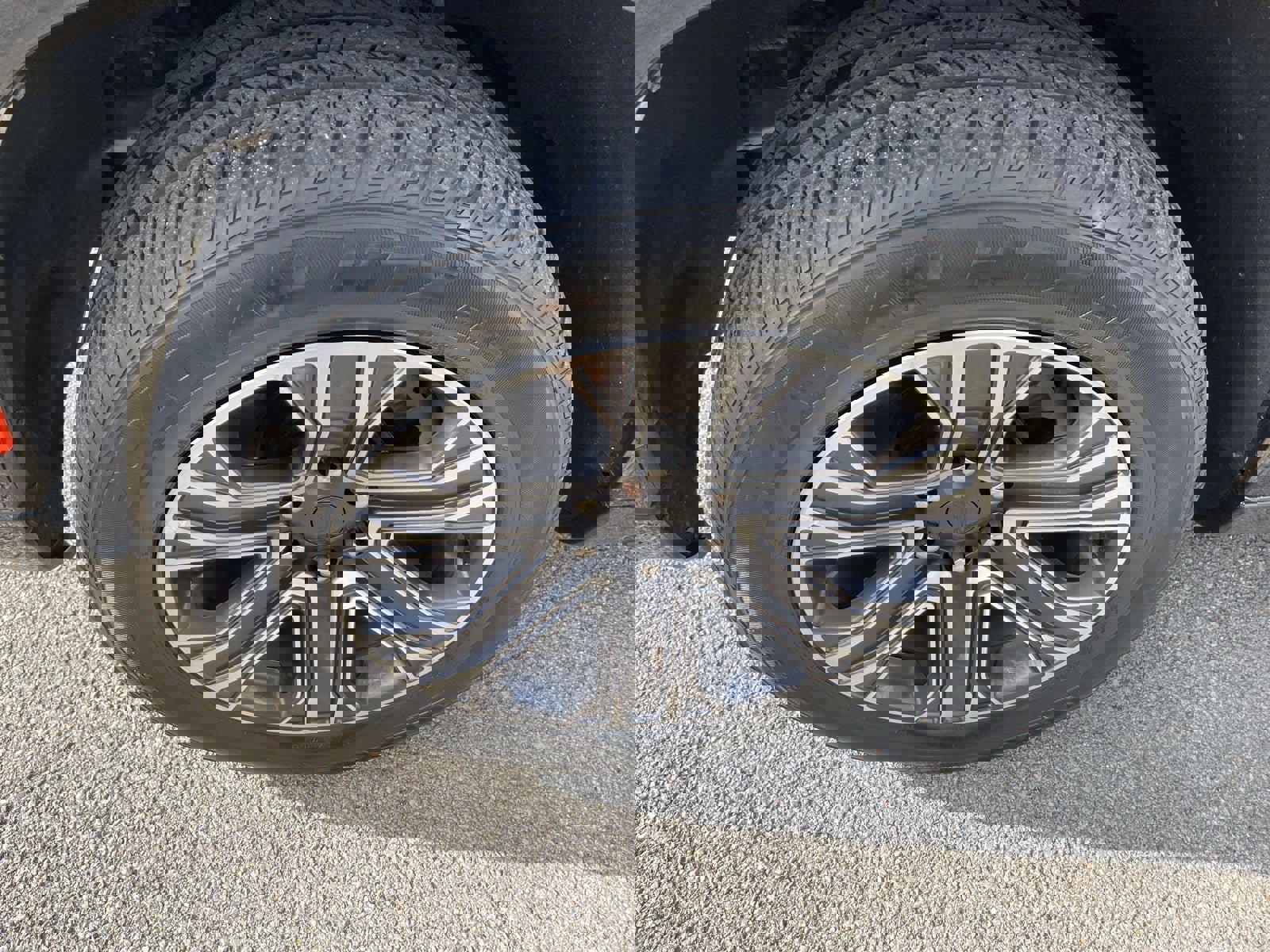 Used 2024 Jeep Wagoneer Series II image 6