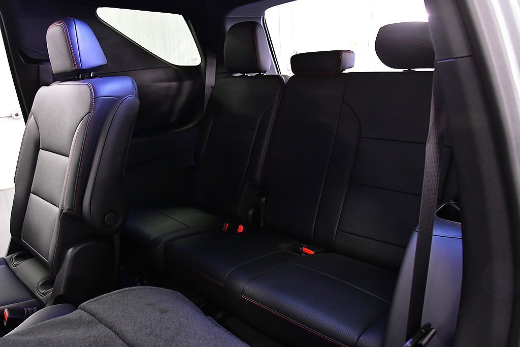 Used 2025 Chevrolet Traverse Z71 w/ Driver Confidence Package image 27