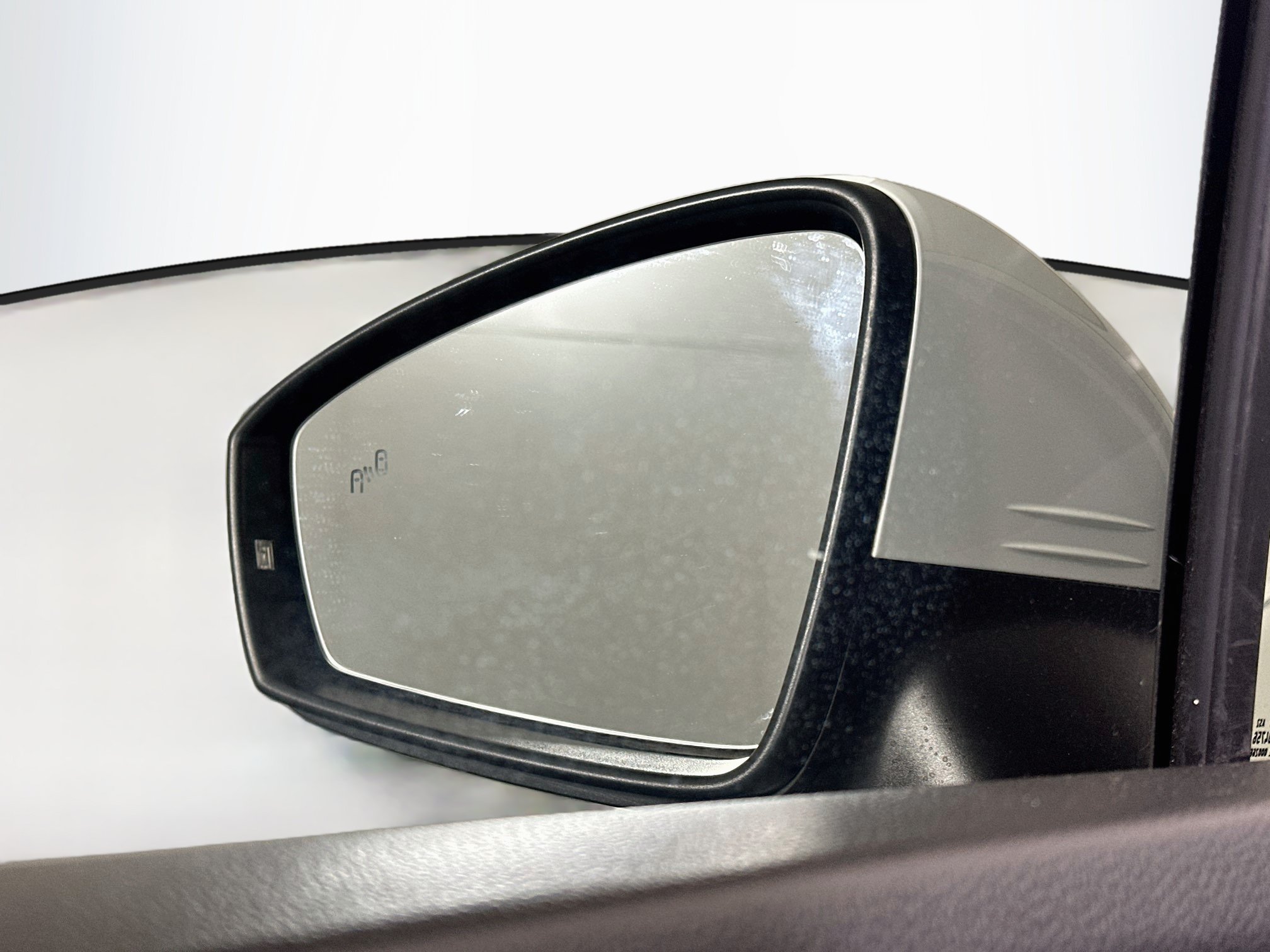 Used 2018 Volkswagen Tiguan SE FWD image 16