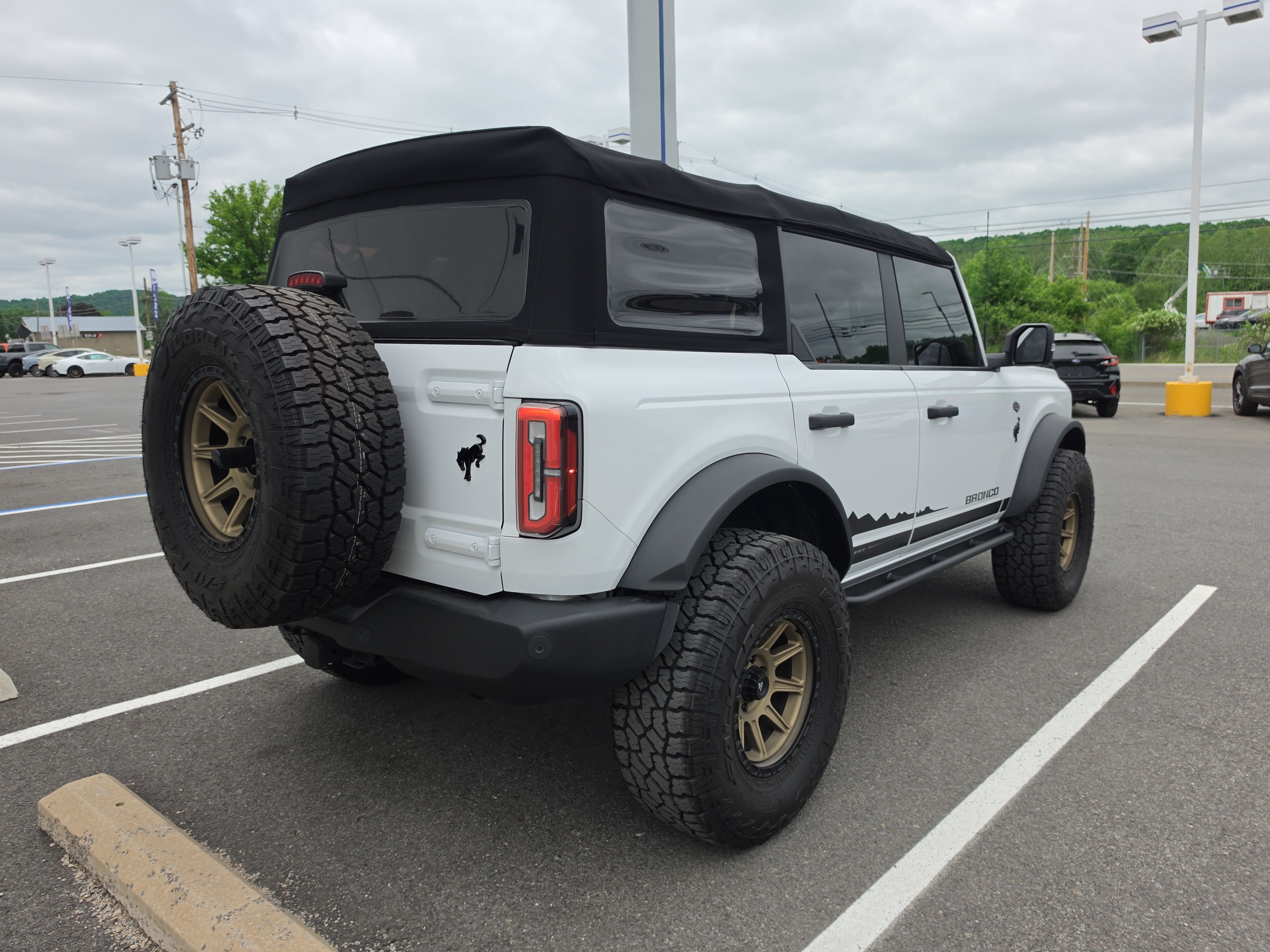 Used 2022 Ford Bronco Wildtrak AWD/4WD video 3