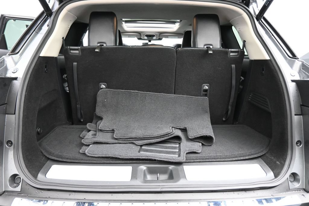 Used 2023 INFINITI QX60 Luxe w/ Cargo Package FWD image 22