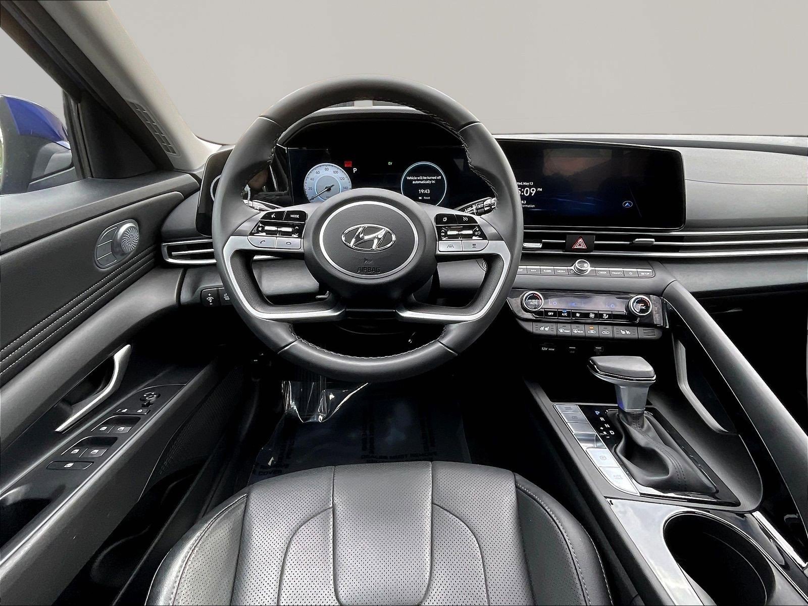 Certified 2023 Hyundai Elantra Limited FWD image 8