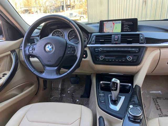 Used 2015 BMW 320i Sedan image 17