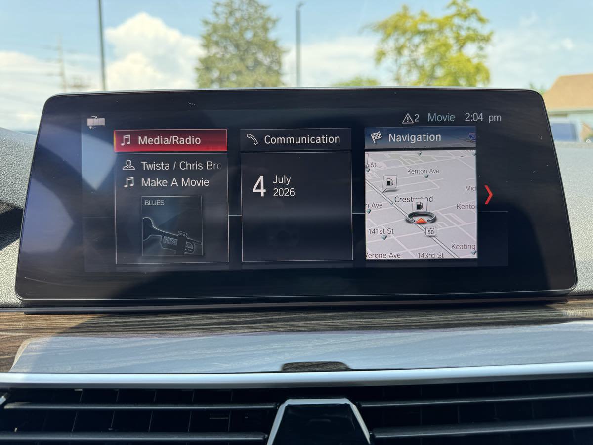 Used 2019 BMW 530i w/ Convenience Package RWD image 16