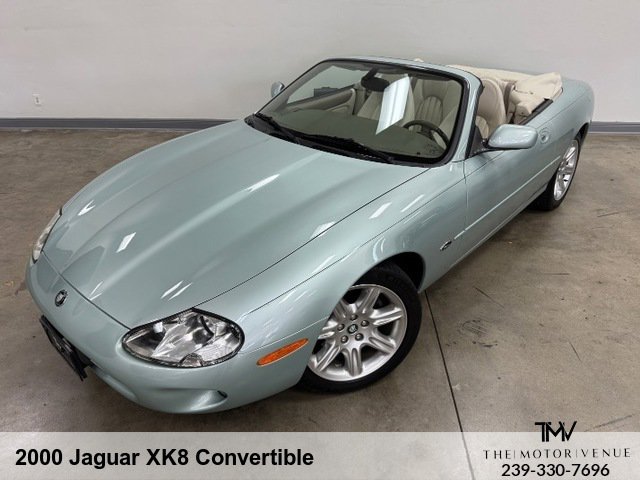 Used 2000 Jaguar XK8 Convertible image 5