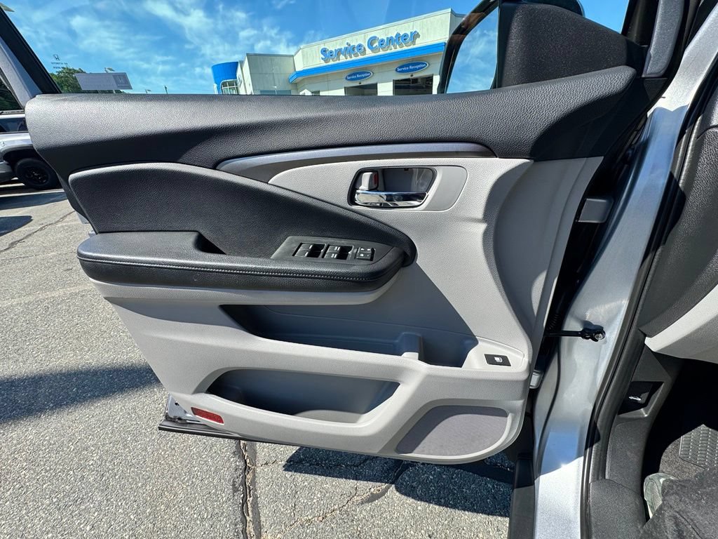 Used 2017 Honda Pilot EX image 22