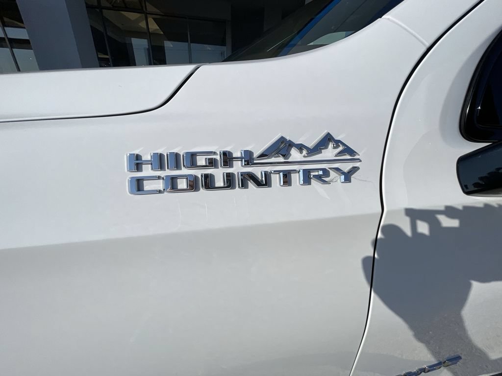 Certified 2023 Chevrolet Tahoe High Country w/ Premium Package 2 AWD/4WD image 33