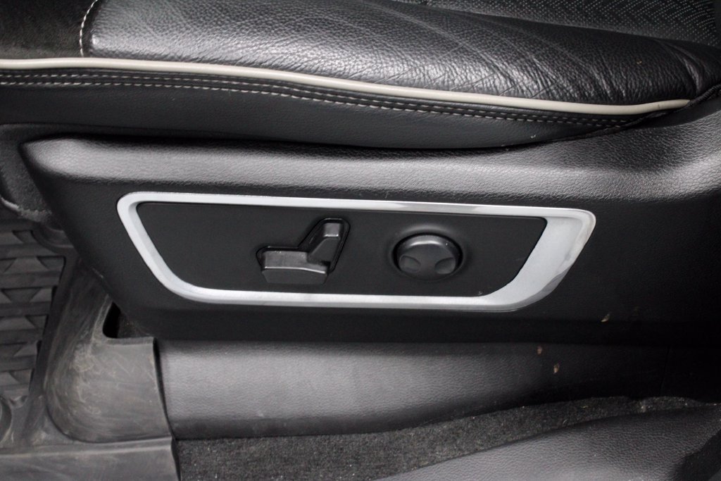 Used 2023 RAM 1500 Laramie AWD/4WD image 24
