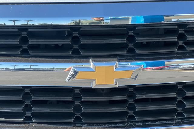 Used 2017 Chevrolet Silverado 1500 LT w/ LT Eassist Package RWD image 36
