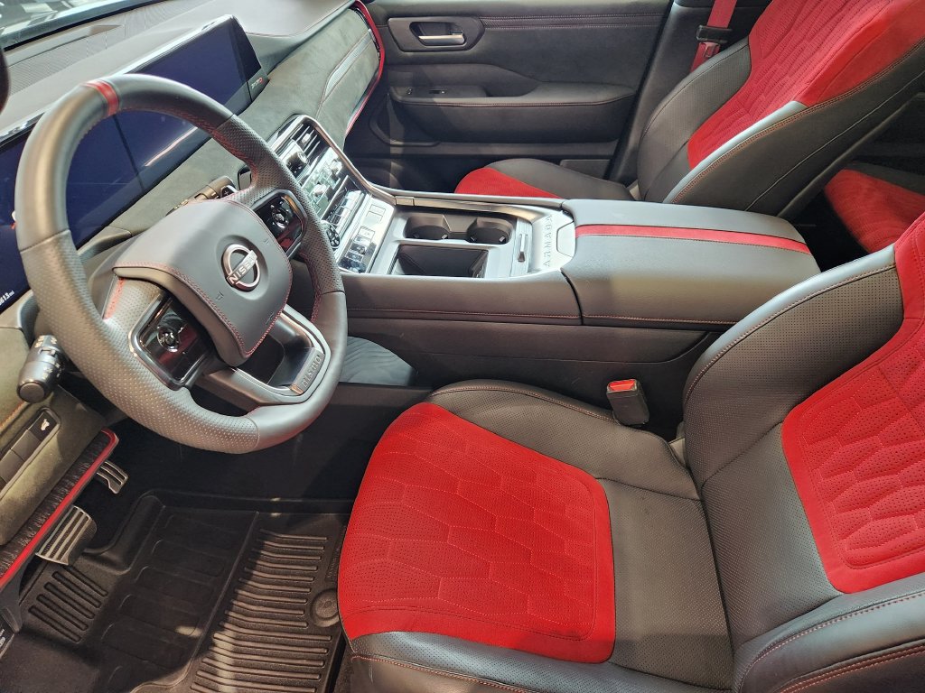 Used 2026 Nissan Armada NISMO AWD/4WD image 16