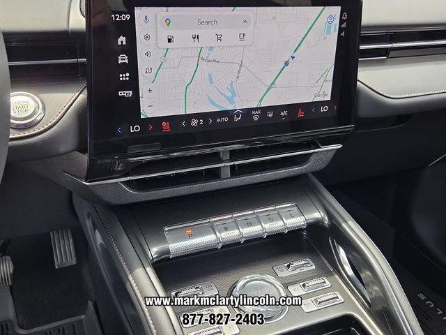 New 2026 Lincoln Nautilus Premier AWD/4WD image 15