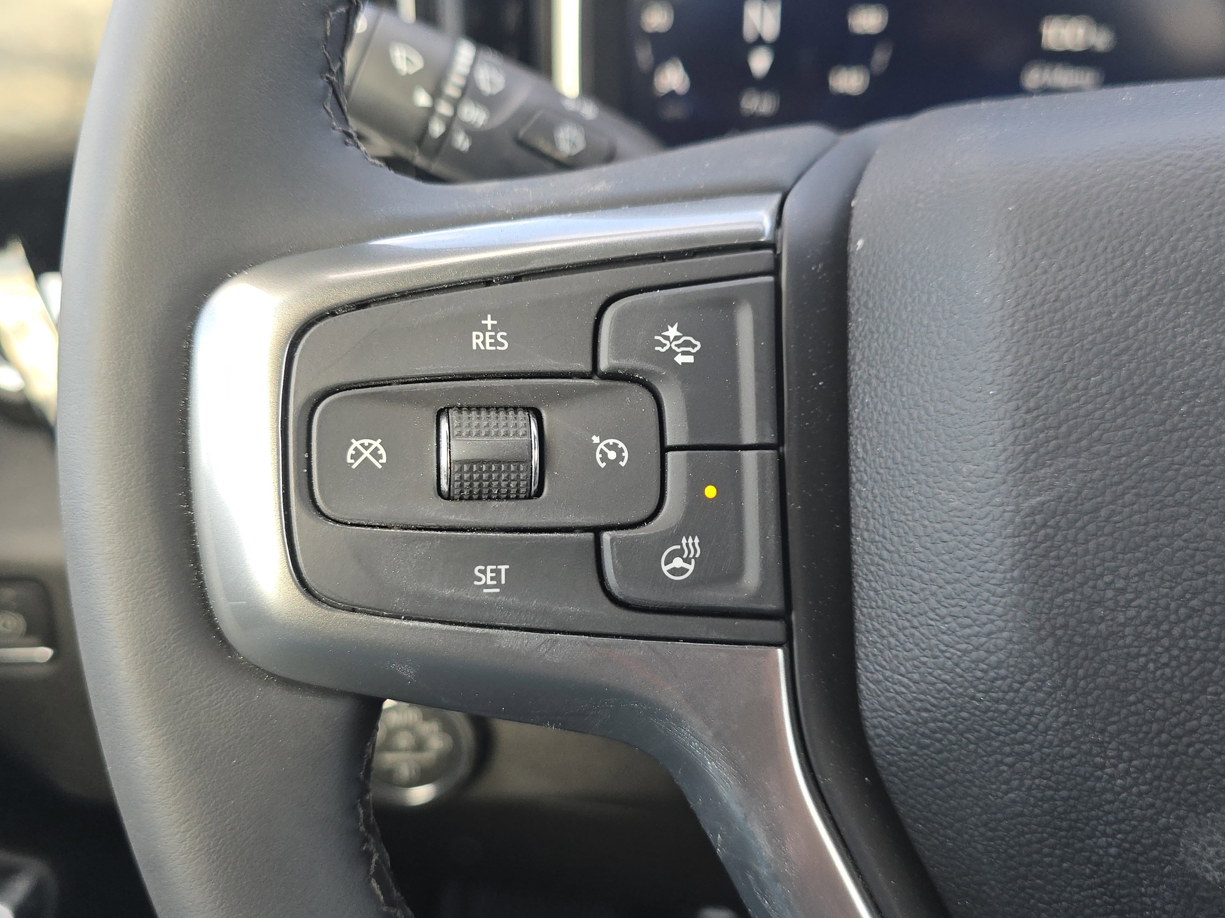 New 2026 Chevrolet Silverado 3500 LT image 8